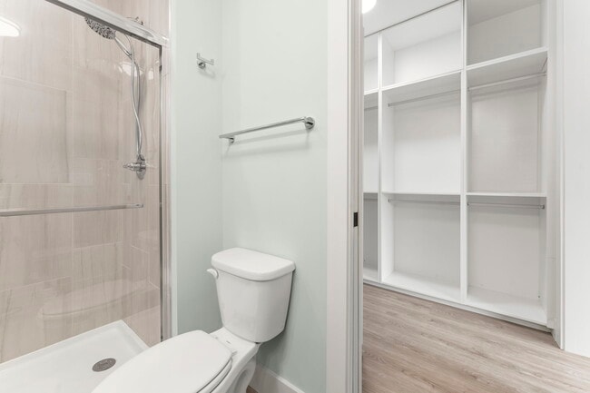 Building Photo - Medford Mews, Carriage House 321