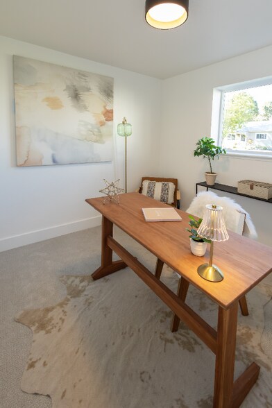 Building Photo - 5711 W 92nd Ave