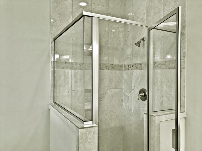 Building Photo - 709 Link Rd