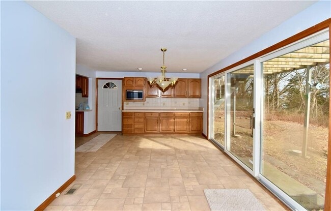 Building Photo - 10 Joanth Terrace