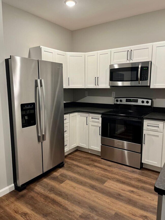 Building Photo - 111 Juniper Path