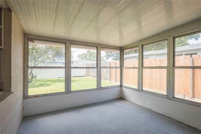 Building Photo - 5646 Festivo Dr