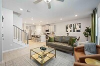 Building Photo - 16106 Oregon Oak Dr
