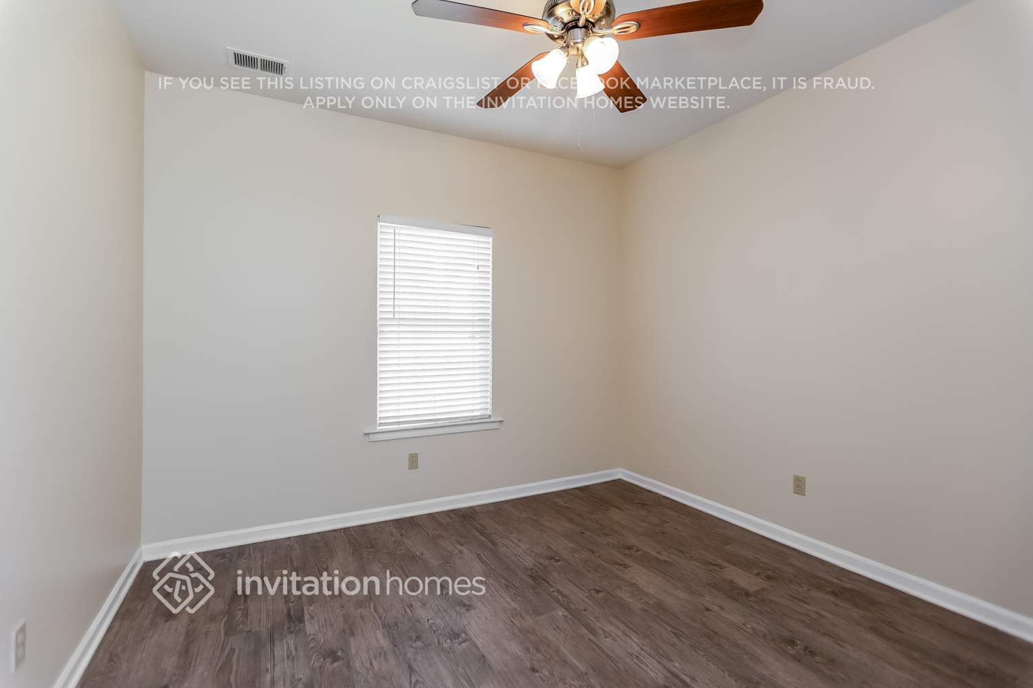 Building Photo - 2708 Waymar Dr SW