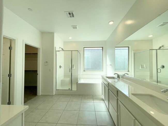 Building Photo - 917 Bayberry Ridge St