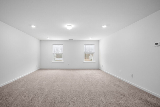 Building Photo - Spacious 4-Bedroom Rental in Desirable Arl...