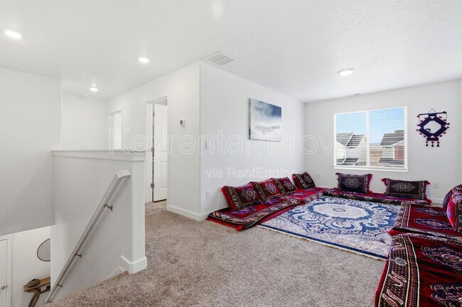 Building Photo - 522 N Scuttlebutt Ln