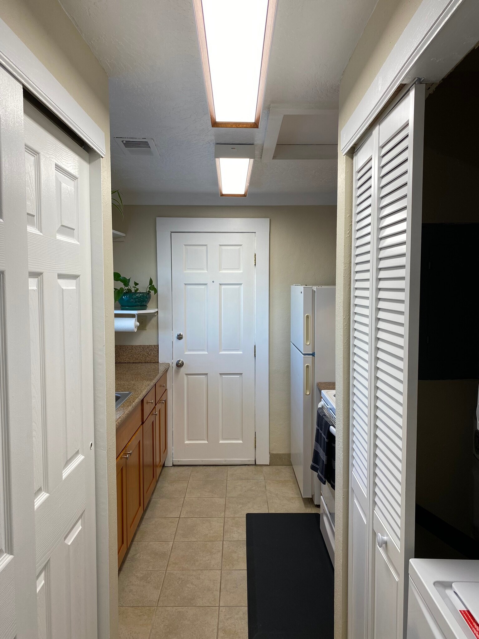 Building Photo - 1215 Shortridge St SE