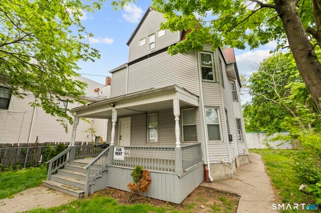 Building Photo - 693 Dixwell Ave