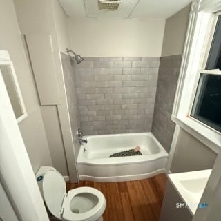 Building Photo - 68 Anderson St