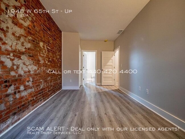 Building Photo - 1956 W 65th St