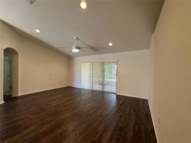 Building Photo - 6807 SW 128th St Rd
