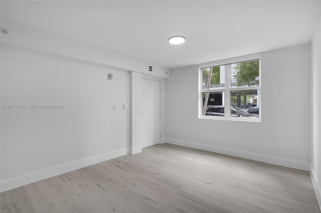 Building Photo - 601 NE 23rd St