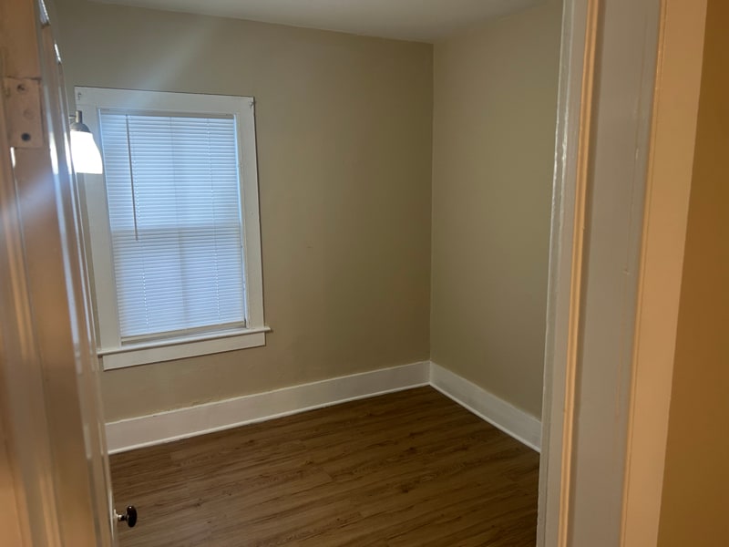 Building Photo - 113 Ballston Ave