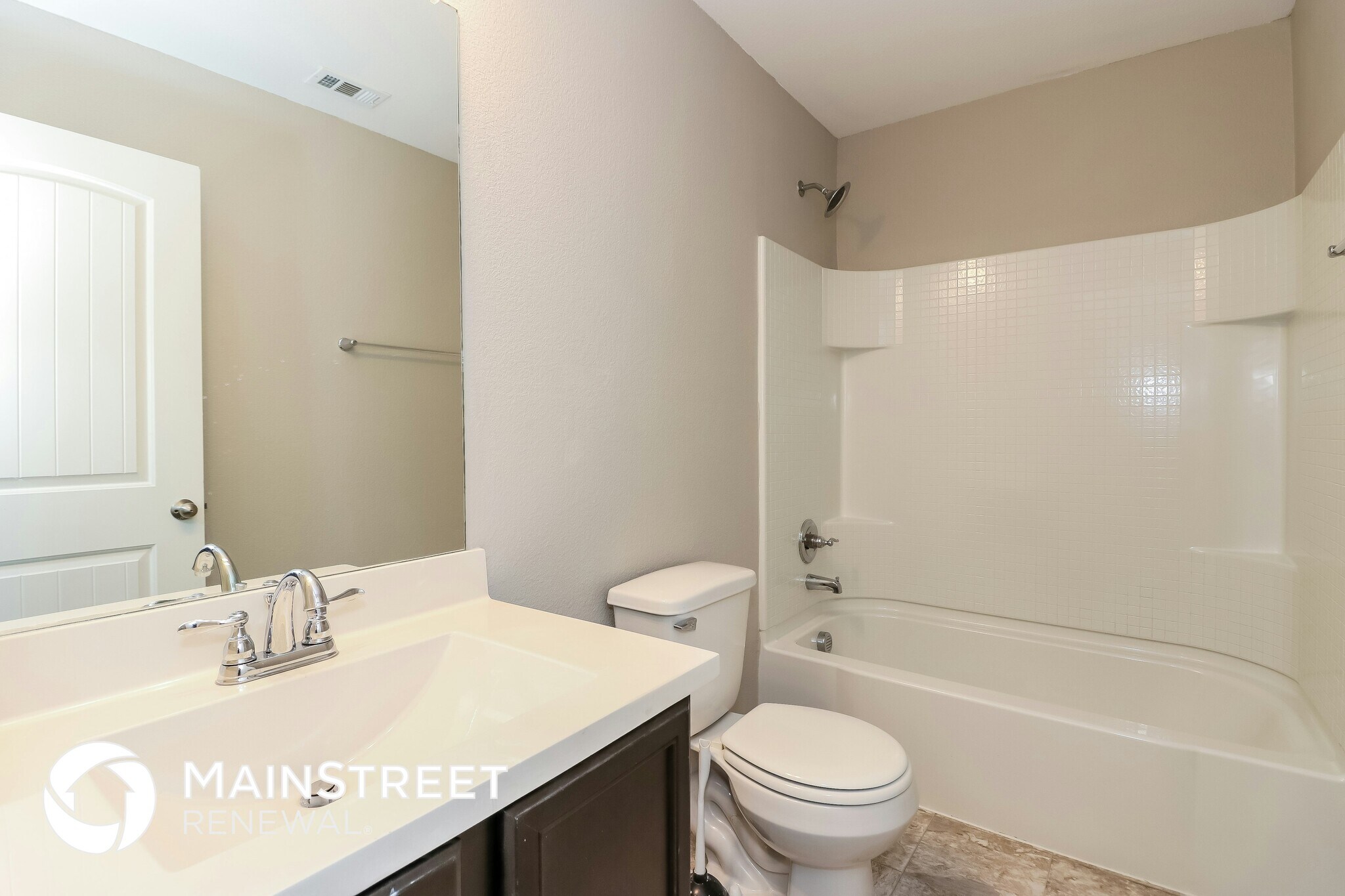 Building Photo - 6272 Jackstaff Dr