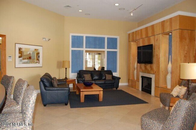 Building Photo - 400 Timberwalk Ct