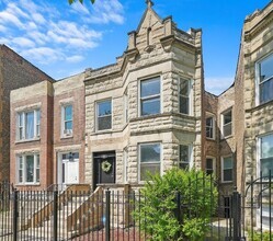 Building Photo - 1910 S Hamlin Ave