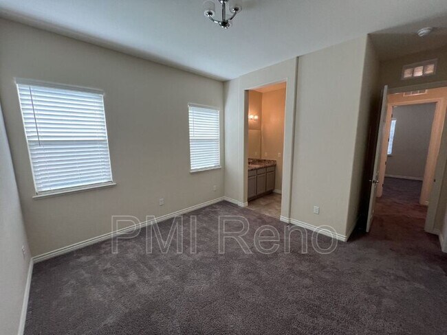 Building Photo - 8378 Simsbury Dr