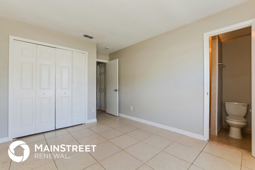 Building Photo - 7736 Fort Sumter Dr