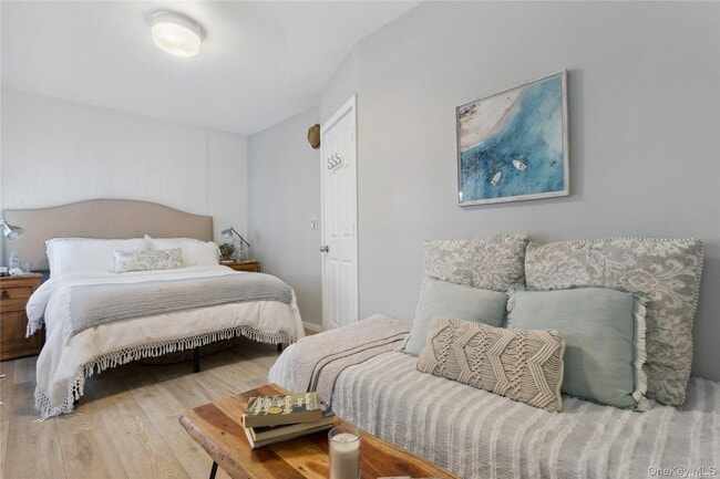 Building Photo - 26 Illinois Ave