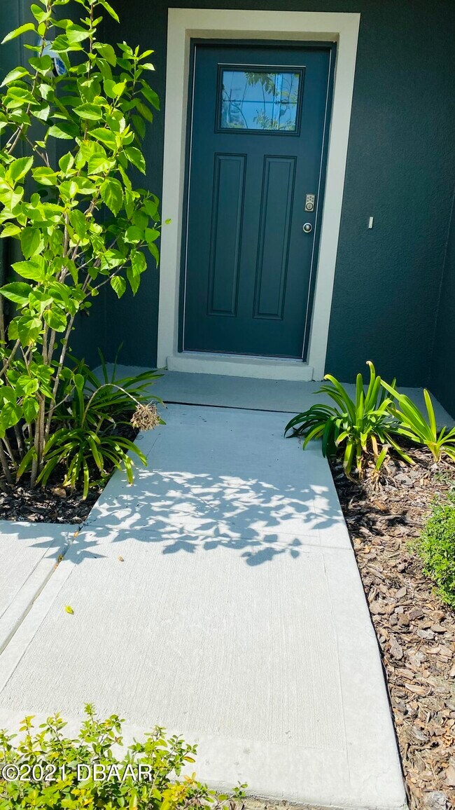 Building Photo - 8 Bella Oaks Dr