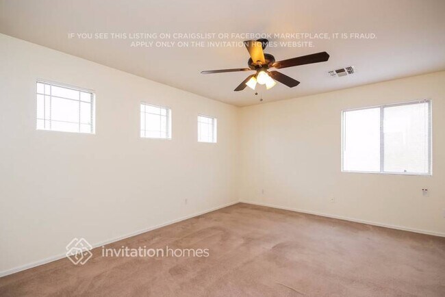 Building Photo - 2713 E La Costa Dr