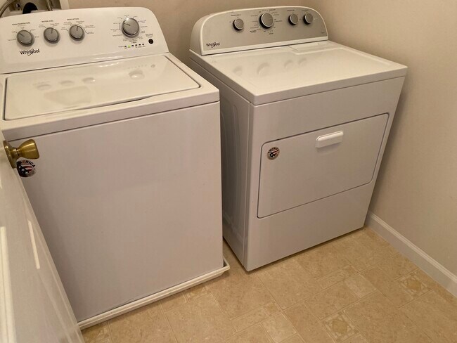 Building Photo - 1248 Marquise Ct