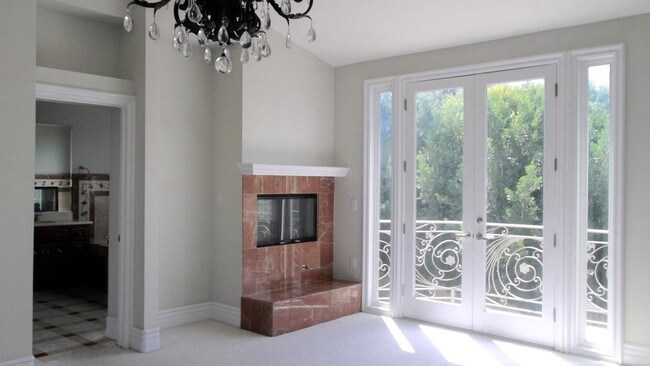 Building Photo - 1842 10th St