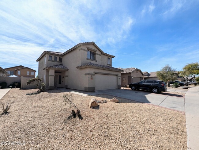 Primary Photo - 8861 W Paradise Dr