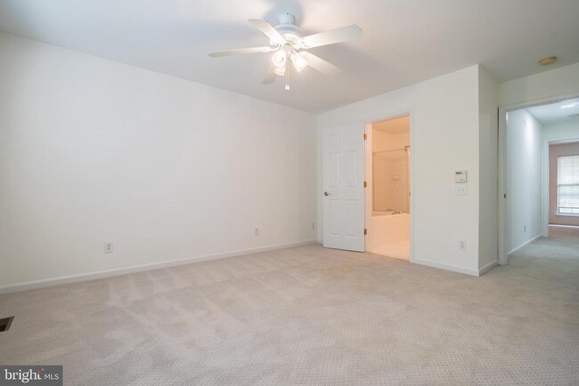 Building Photo - 12643 Fair Crest Ct