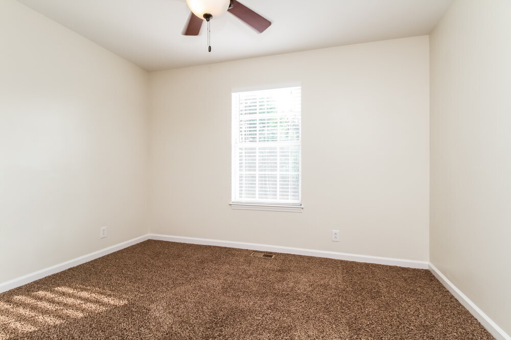 Building Photo - 5036 Countryside Dr