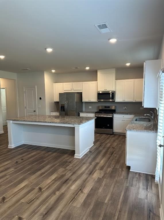 Building Photo - 741 Pt Pl Dr