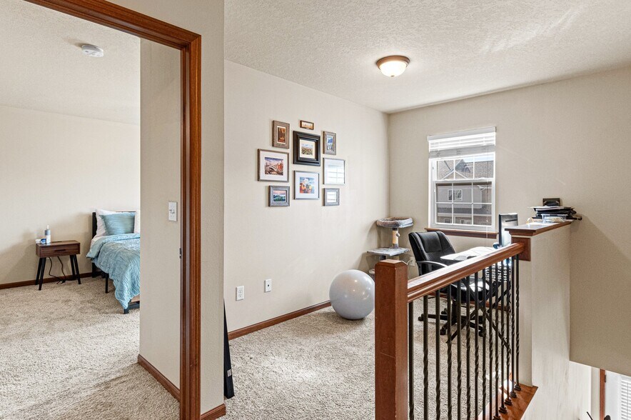 Building Photo - 1554 Burr Dr
