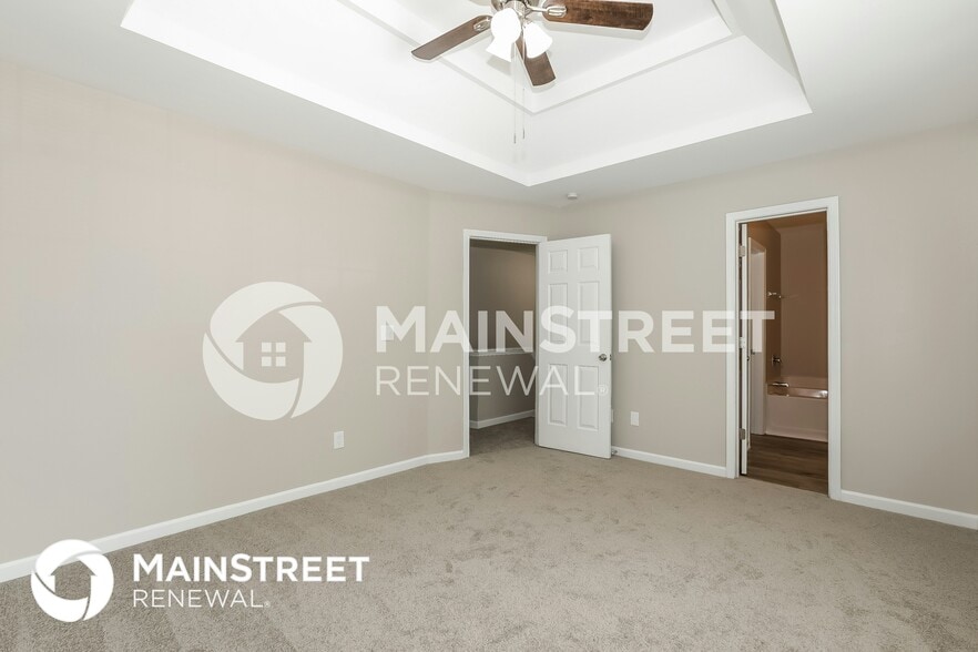 Building Photo - 4830 Tangerine Cir