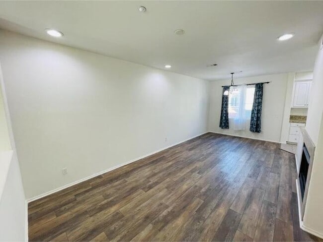 Building Photo - 33590 Willow Haven Ln