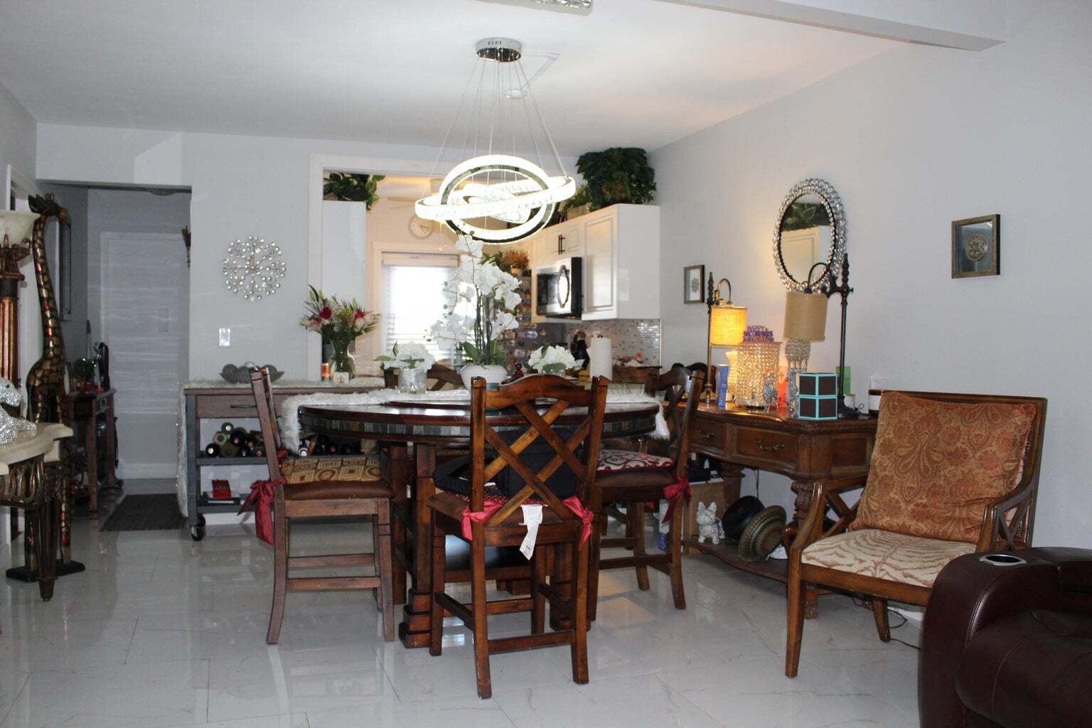 Building Photo - 1113 Lake Ter