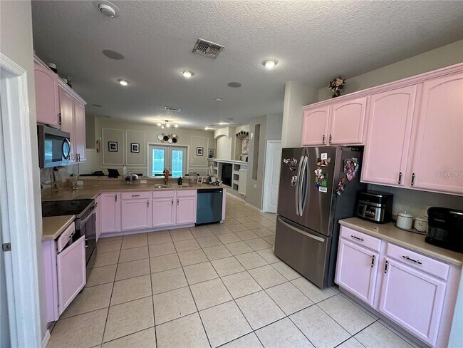 Building Photo - 2721 Athens Dr