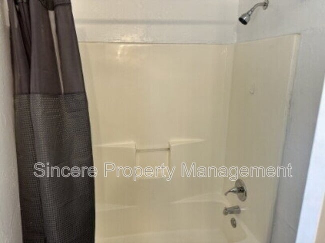 Building Photo - 1232 NW 44th St