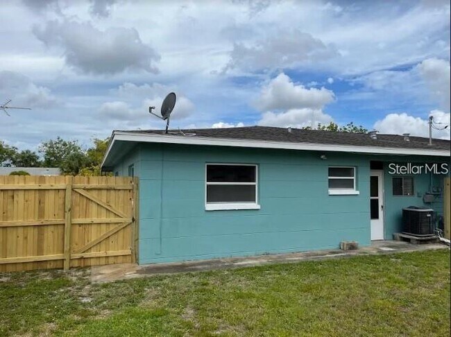 Building Photo - 3697 59th Way N