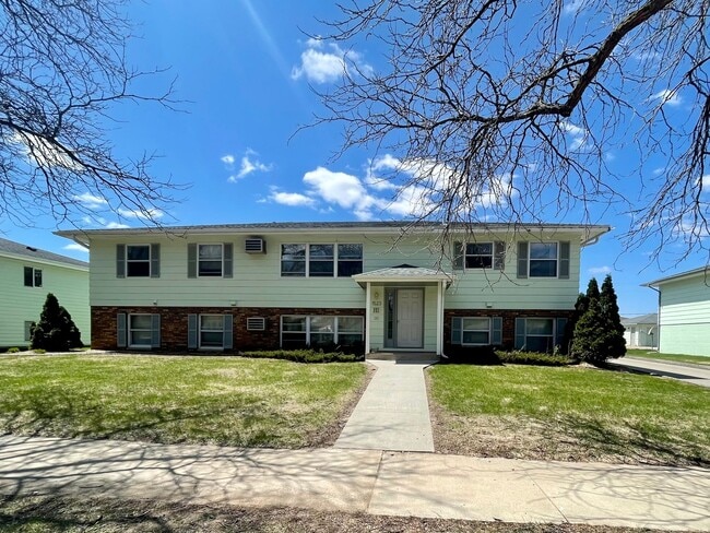 Building Photo - Chester Estates