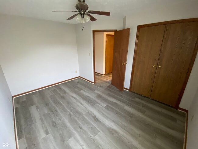 Building Photo - 5048 Shadow Pointe Dr