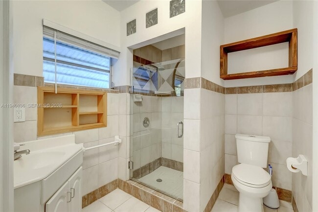 Building Photo - 1425 Madison St