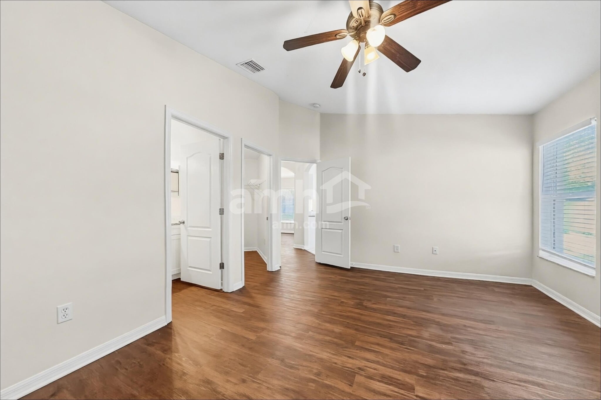 Building Photo - 18534 Kentisbury Ct