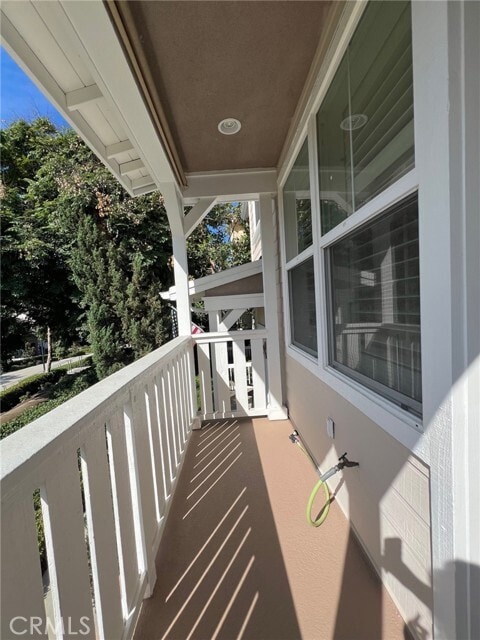 Building Photo - 46 Hinterland Way