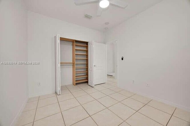 Building Photo - 18322 SW 94th Ct