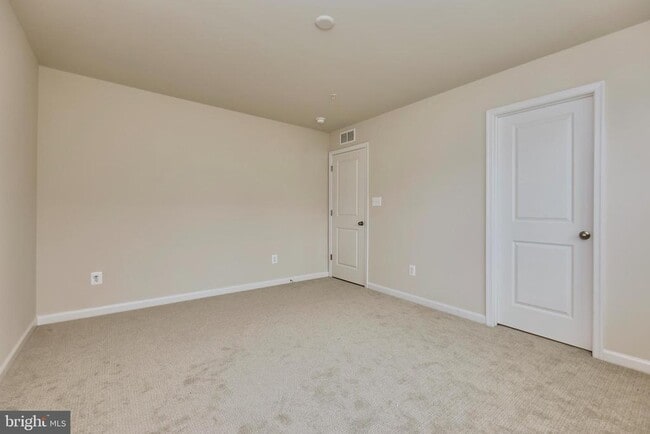 Building Photo - 1006 Shenandoah View Pkwy