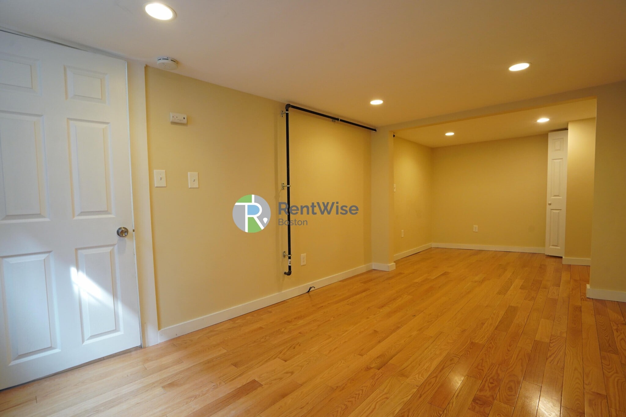 Building Photo - 232 Cambridge St