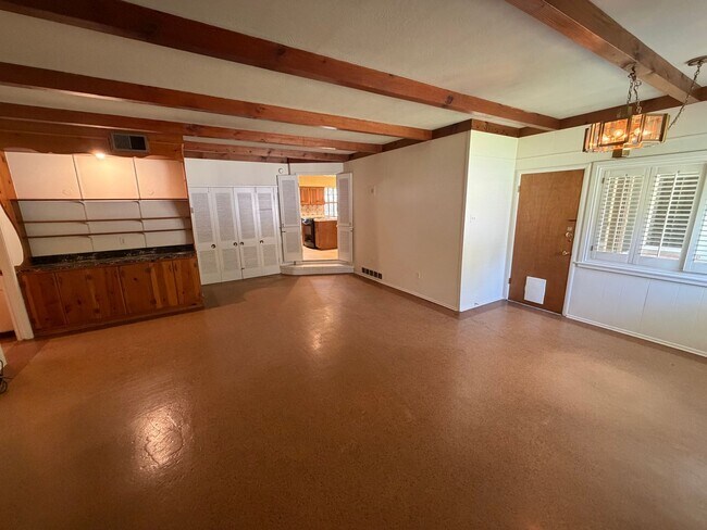 Building Photo - 1508 Park Blvd
