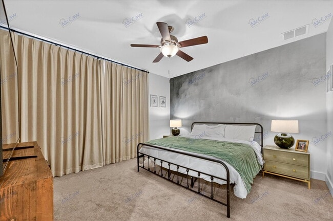 Building Photo - 5618 Lindell Ave