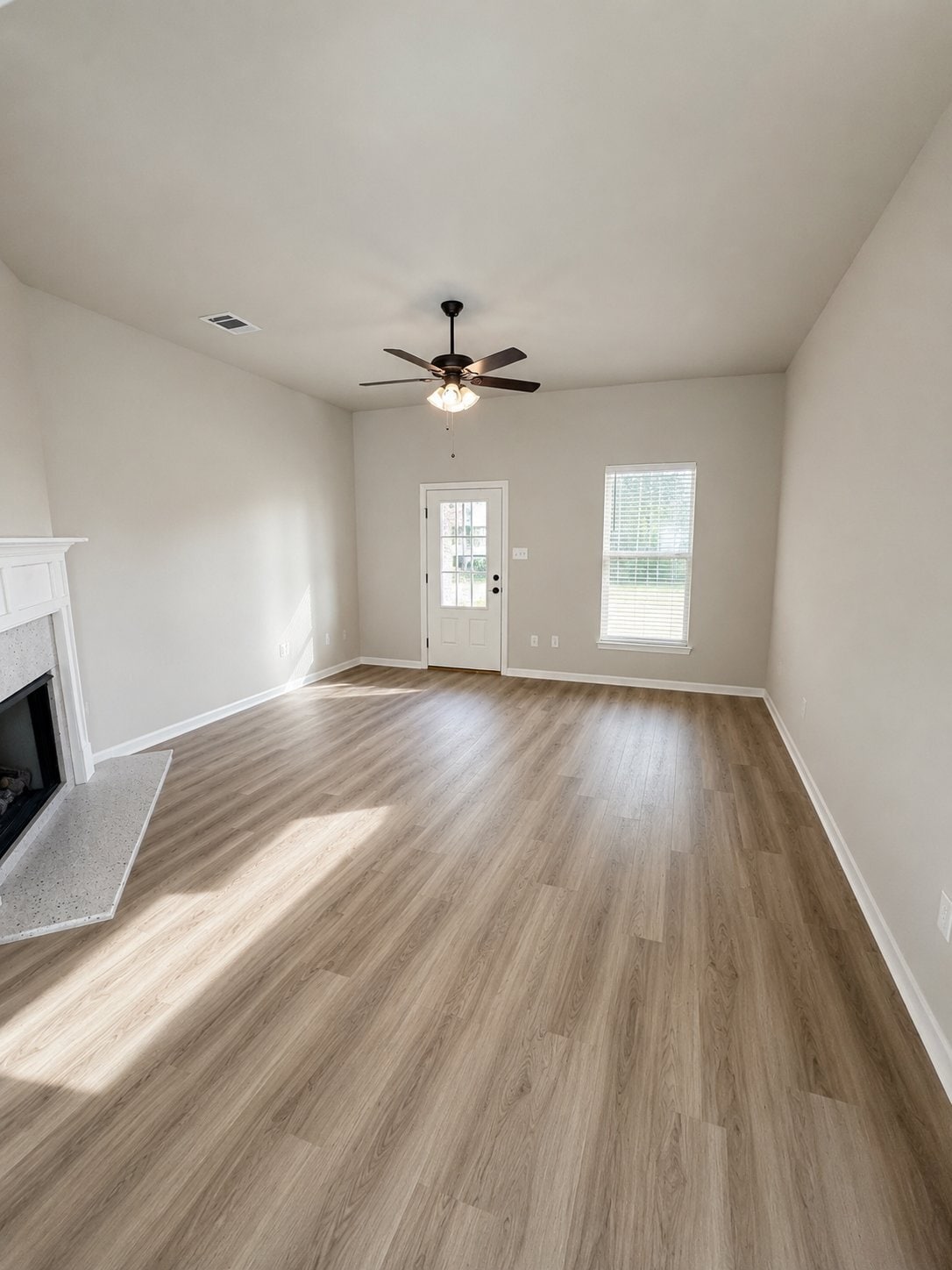 Building Photo - 41448 Cozy Wy